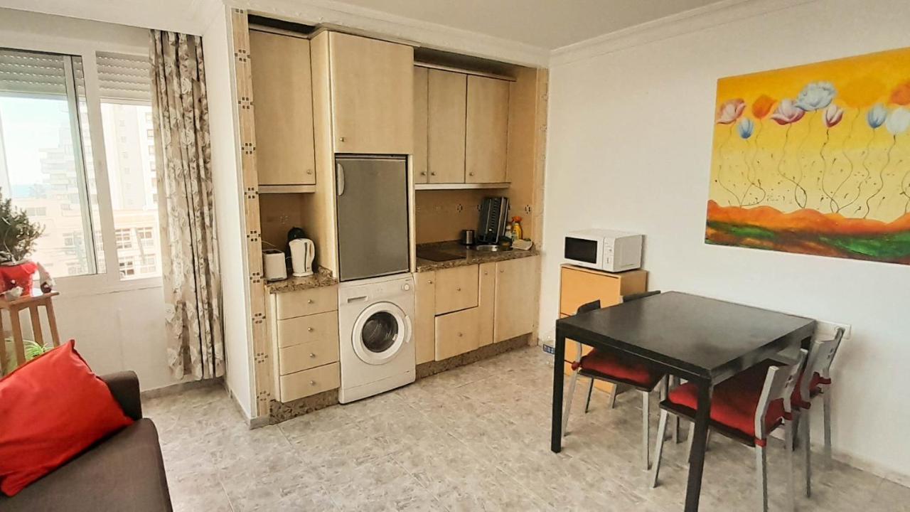Apartamento En El Centro De Torremolinos 托雷莫利诺斯 外观 照片
