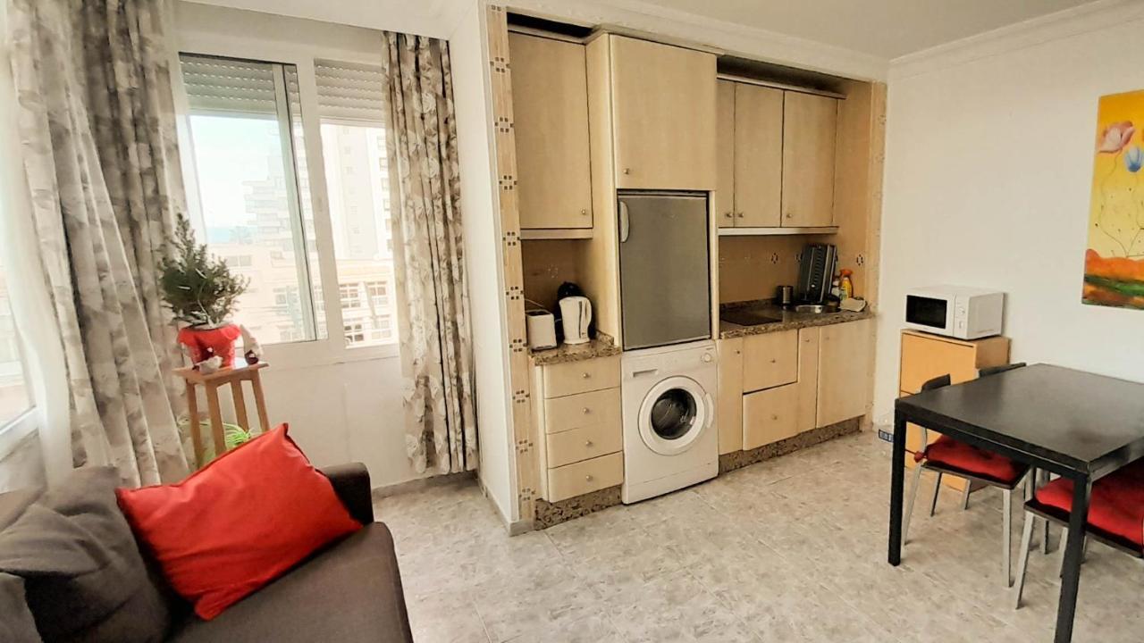 Apartamento En El Centro De Torremolinos 托雷莫利诺斯 外观 照片