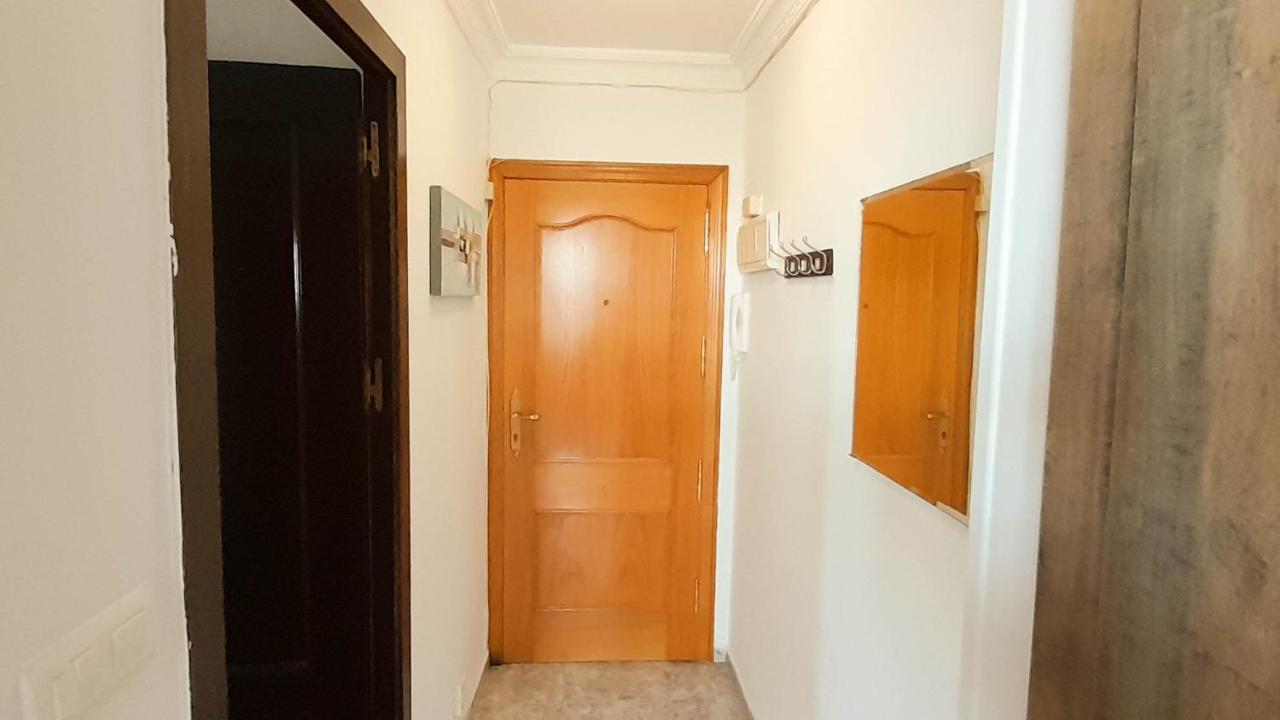 Apartamento En El Centro De Torremolinos 托雷莫利诺斯 外观 照片