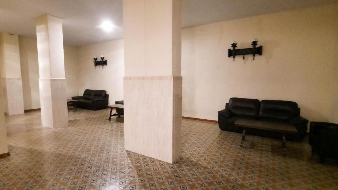 Apartamento En El Centro De Torremolinos 托雷莫利诺斯 外观 照片